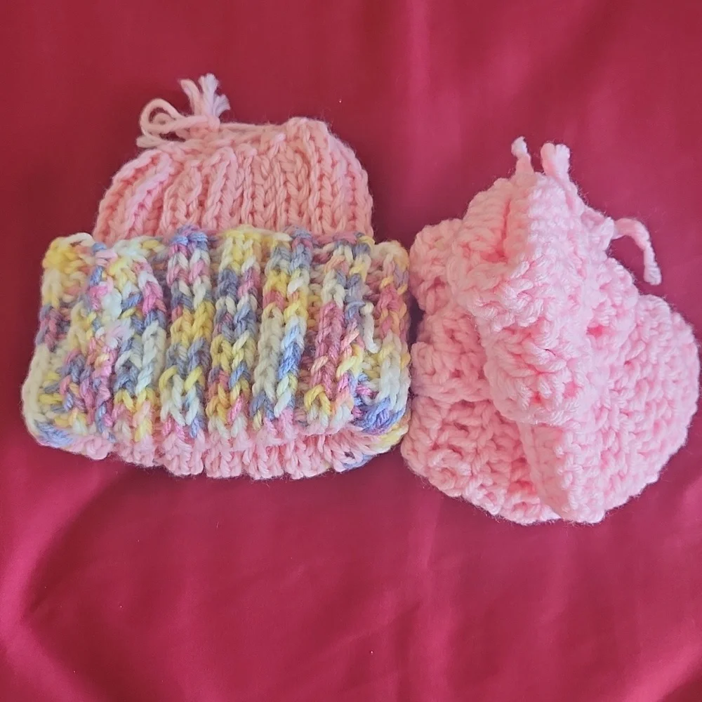Hand knitted set of baby hat and booties